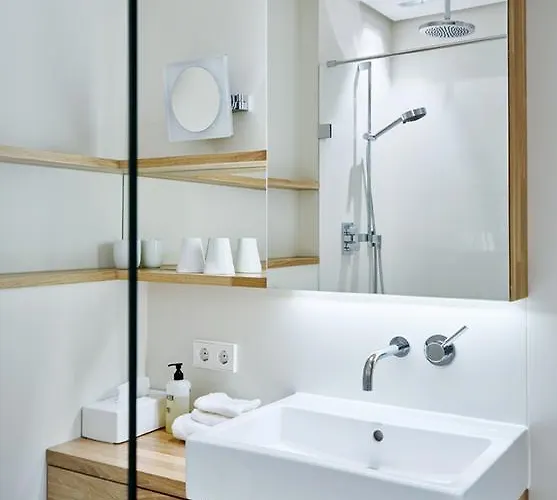 Wedina An Der Alster Hotel 4*
