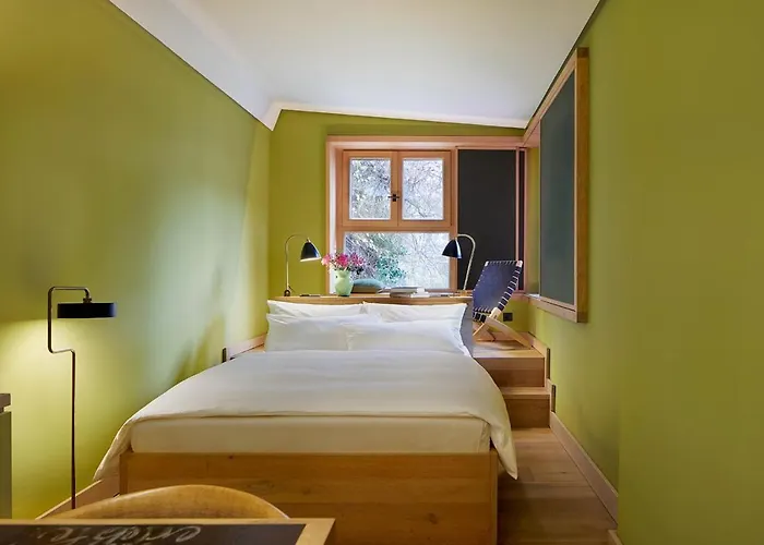 Wedina An Der Alster Hotel 4*