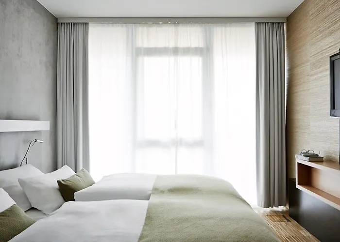 Hotel Wedina An Der Alster 4*