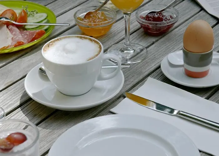 Wedina An Der Alster 4*